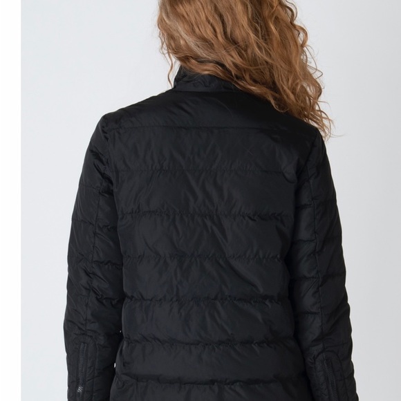 ⭐️Moncler Ruffle Sleeve puffer jacket - Picture 2 of 11